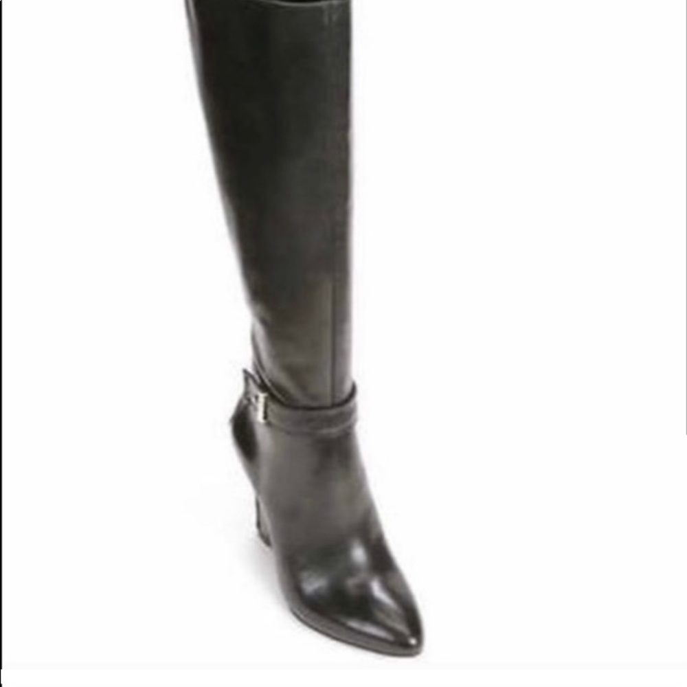ANN TAYLOR Finely